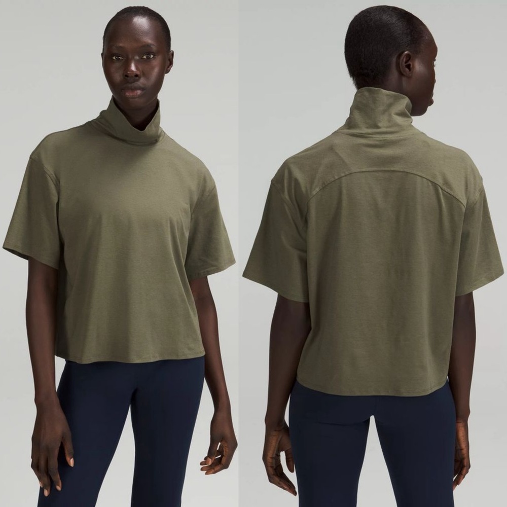 lululemon athletica Olive Short Sleeve Tee